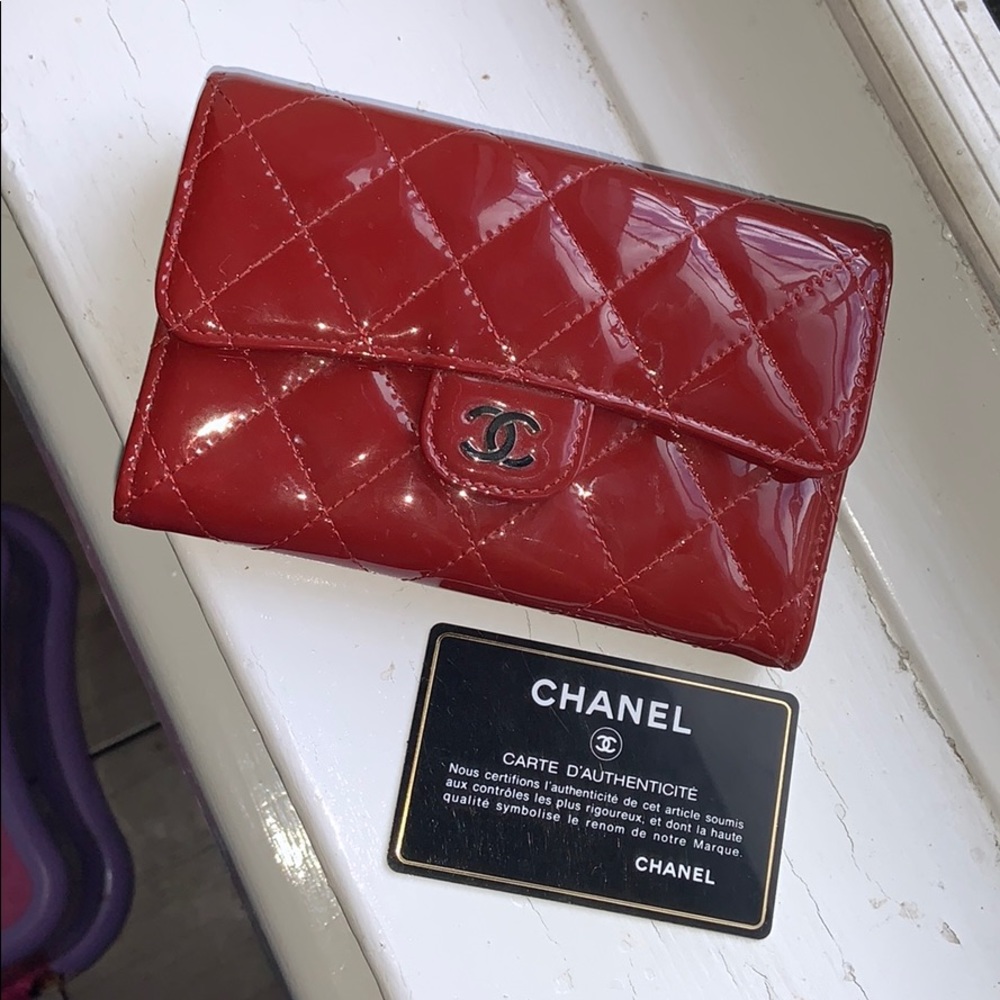 Chanel wallet.